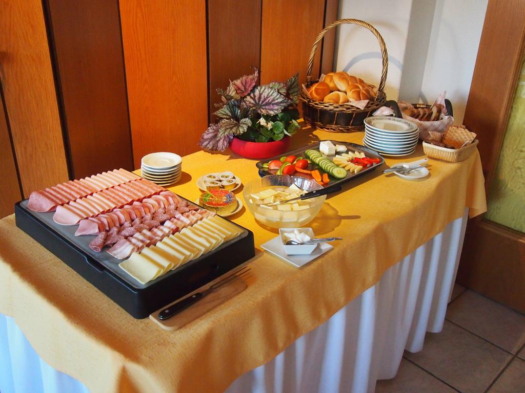 Hotel-Pension Stallinger Weyregg Kültér fotó